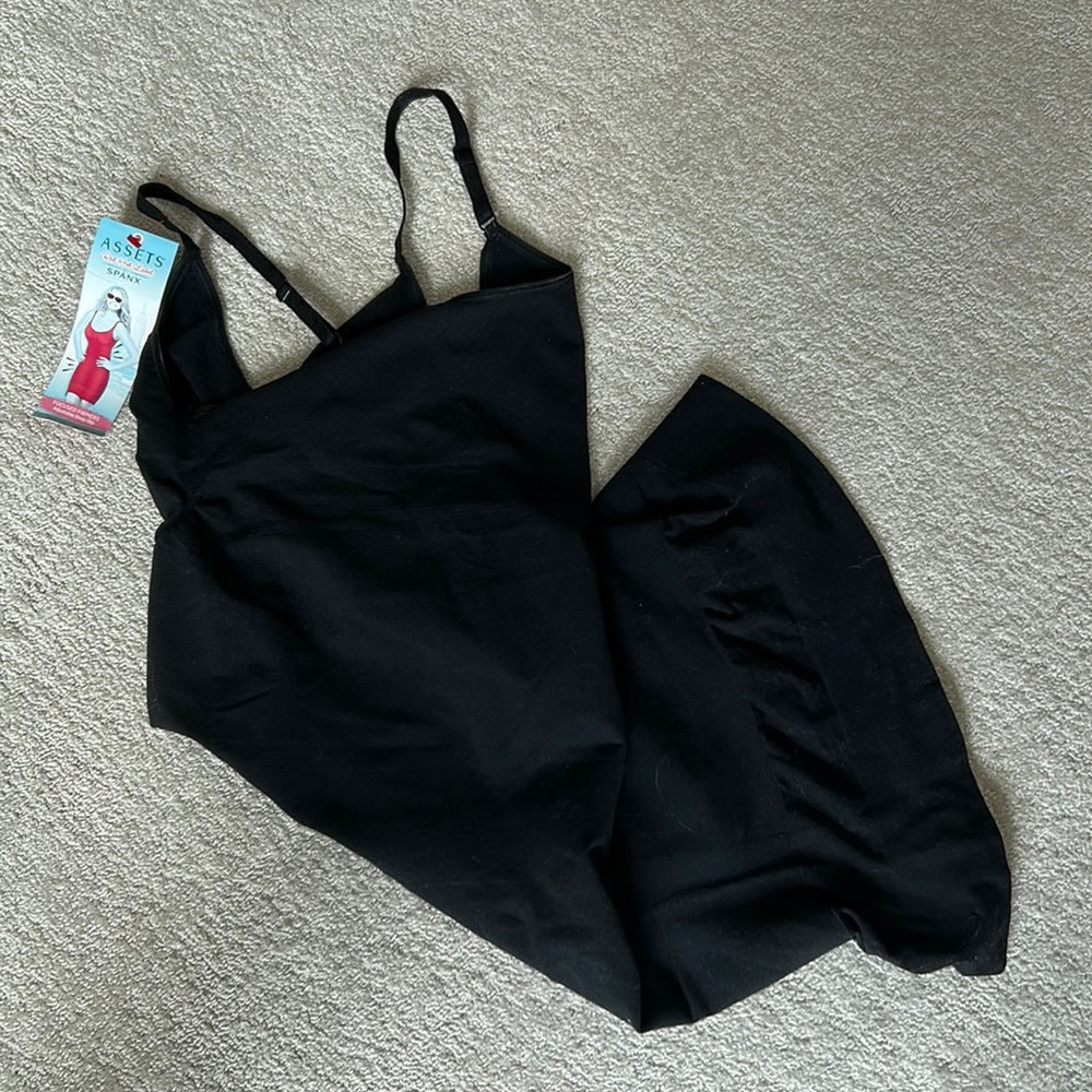 Spank Red Hot Label adjustable strap slip